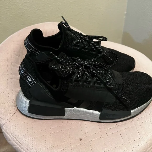 adidas | Shoes | Soldadidas Nmd R V2 | Poshmark